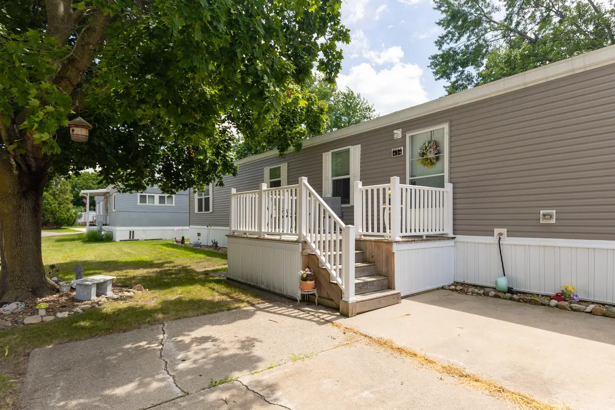 434 Kimberly Drive, Dimondale, MI 48821 - Image #1