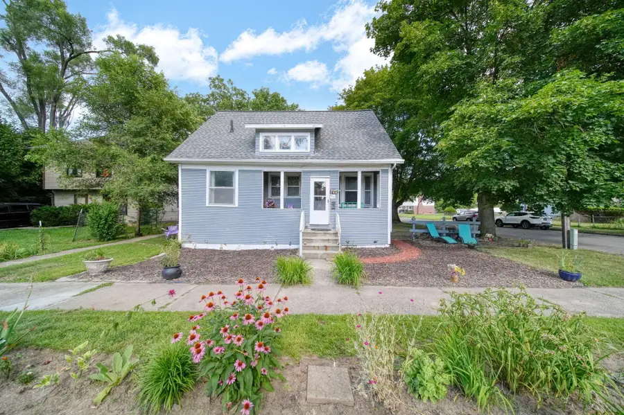 1717 Carl Breeding Way, Jackson, MI 49203 - Image #2