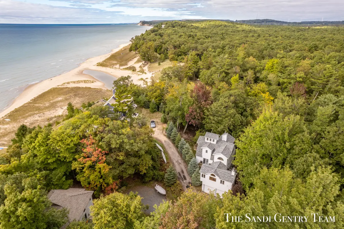 6973 S Lakeshore Drive, Pentwater, MI 49449 - Image #1