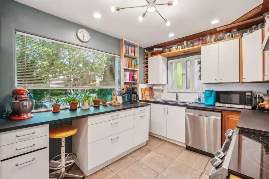 4052 Buena Vista Street, Detroit, MI 48238 - Image #3