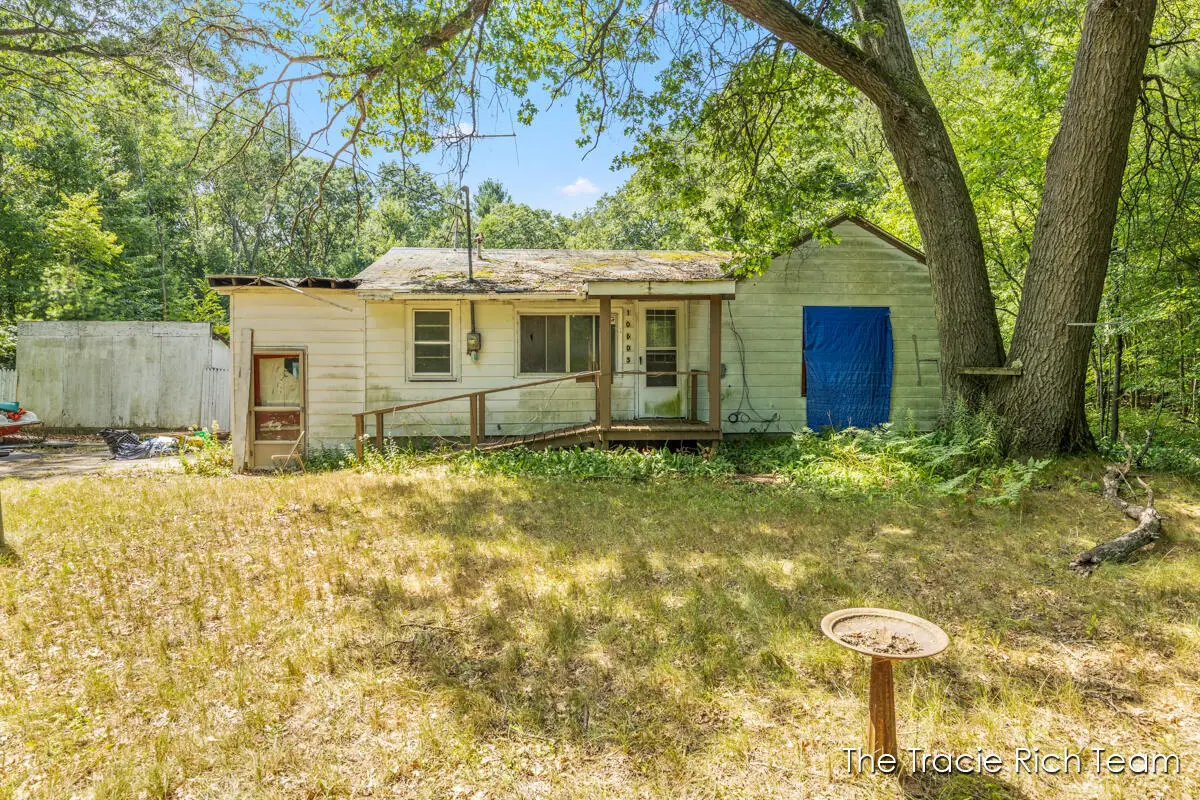 10603 Paw Paw Avenue, Grant, MI 49327 - Image #1