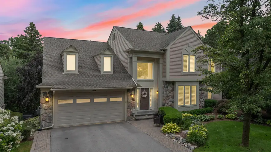 33 Boulder Lane, Bloomfield Hills, MI 48304 - Image #2