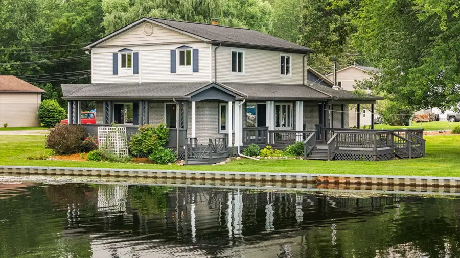 4405 Shoreview Lane, Whitmore Lake, MI 48189 - Image #2