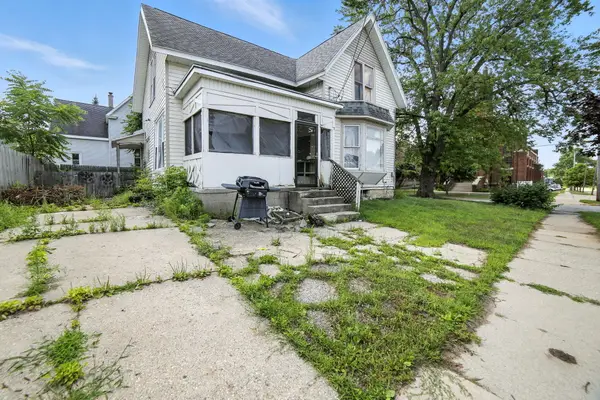 404 S Bridge Street, Belding, MI 48809