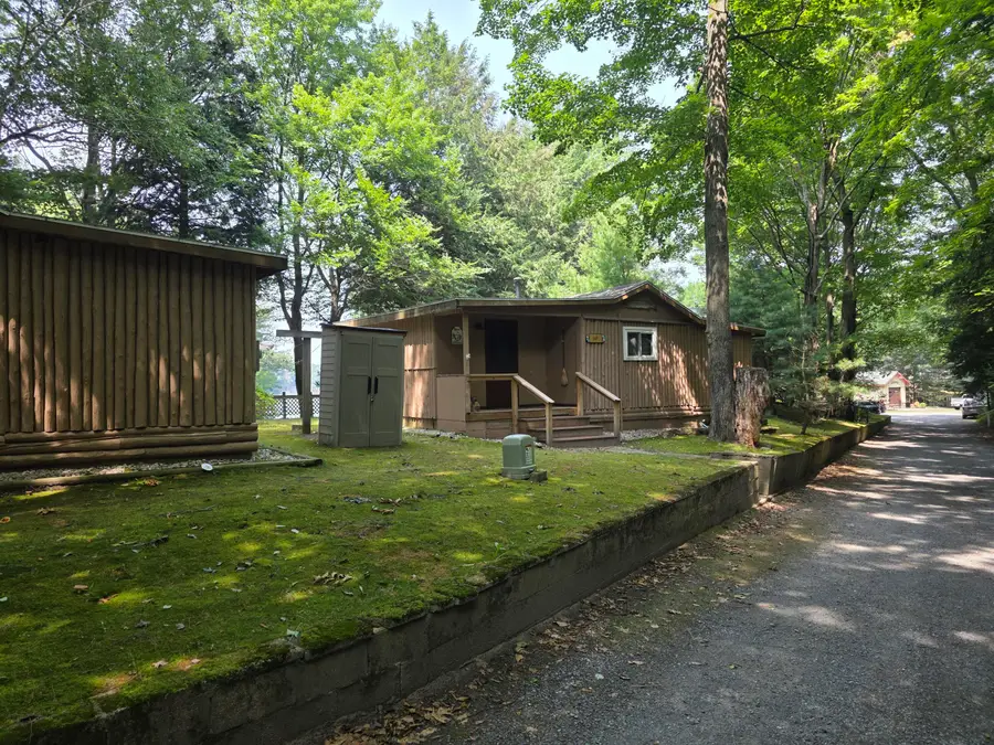 2712 Piney Ridge Road, Ludington, MI 49431 - #2