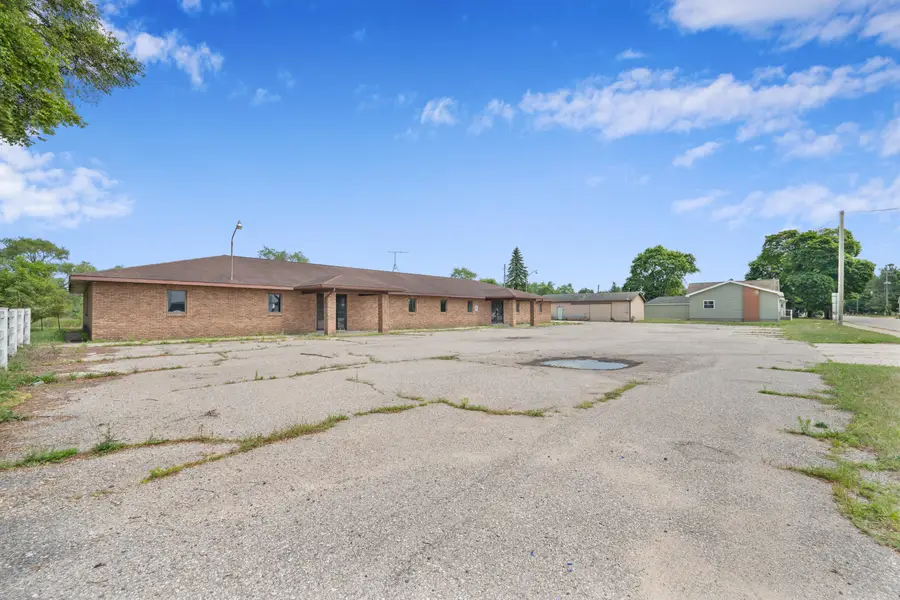 203 S 3rd Avenue, Big Rapids, MI 49307 - Image #3