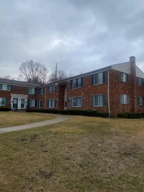 433 Miller Avenue #204, Rochester, MI 48307 - Image #2