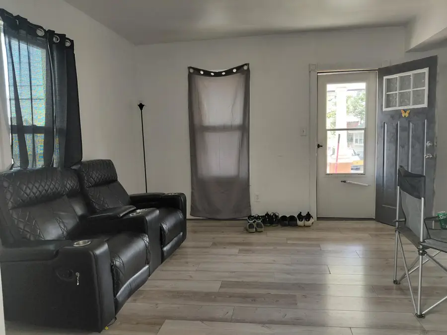 719 Coate Court Sw, Grand Rapids, MI 49503 - Image #2