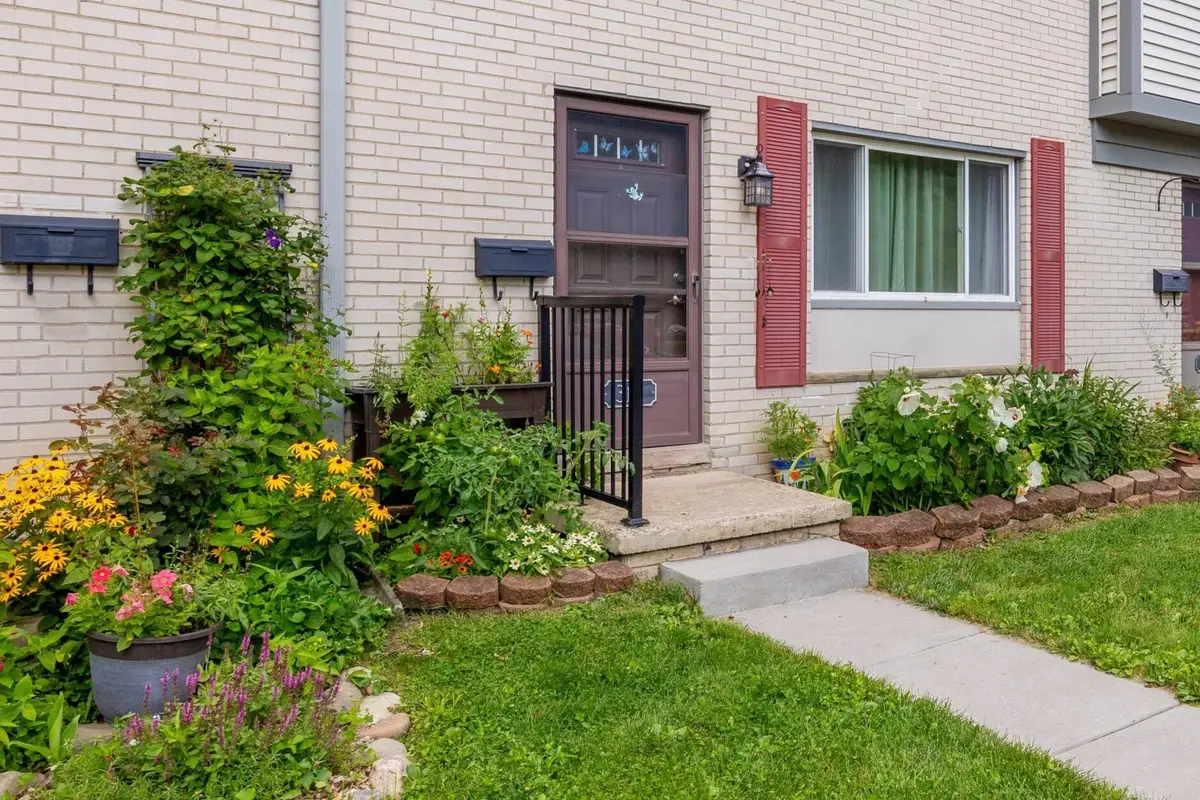 3111 Williamsburg Road, Ann Arbor, MI 48108 - #1