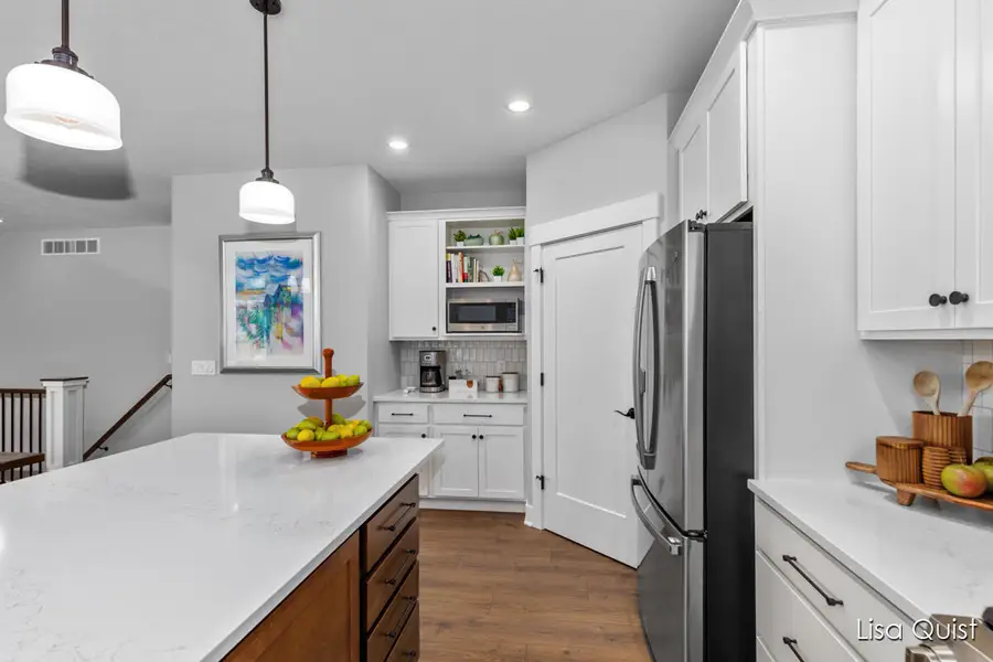 299 Glenbrook Drive, Rockford, MI 49341 - Image #3