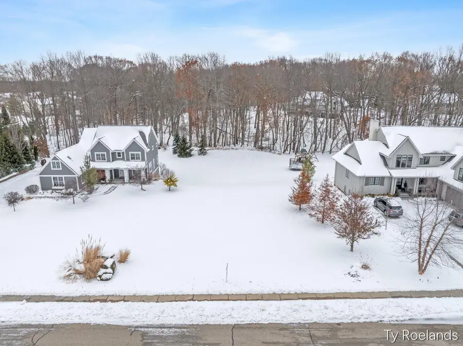 3769 Lake Birch Street Ne, Grand Rapids, MI 49525 - Image #3