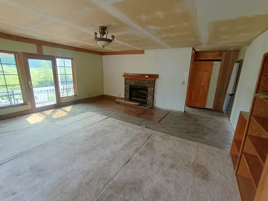 6263 E Vanburen Road, Walkerville, MI 49459 - Image #3