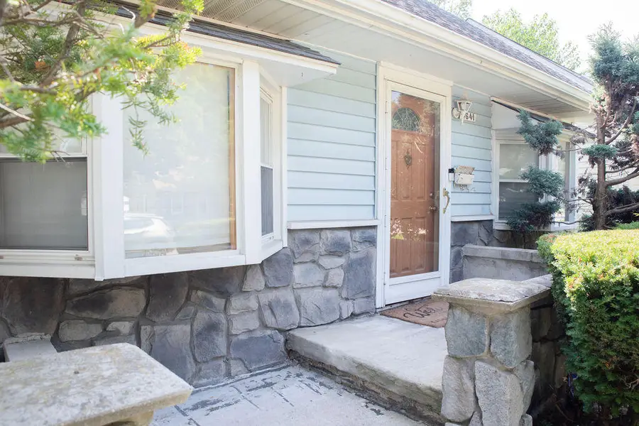 4641 Weddell Street, Dearborn Heights, MI 48125 - Image #2