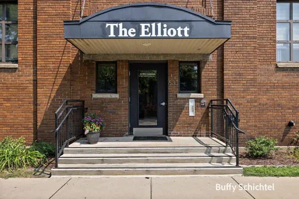 633 Elliott Avenue #10, Grand Haven, MI 49417