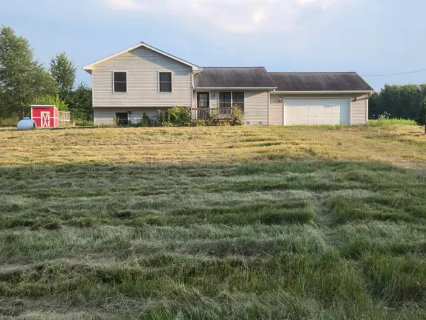 27898 N Drive S, Homer, MI 49245