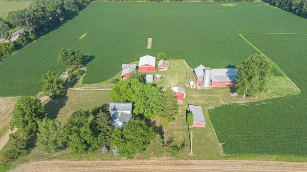 4985 Gilpin Road, Three Oaks, MI 49128