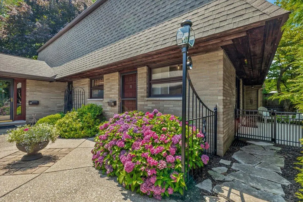 2727 S Lakeshore Drive #G27, Saint Joseph, MI 49085 - Image #1