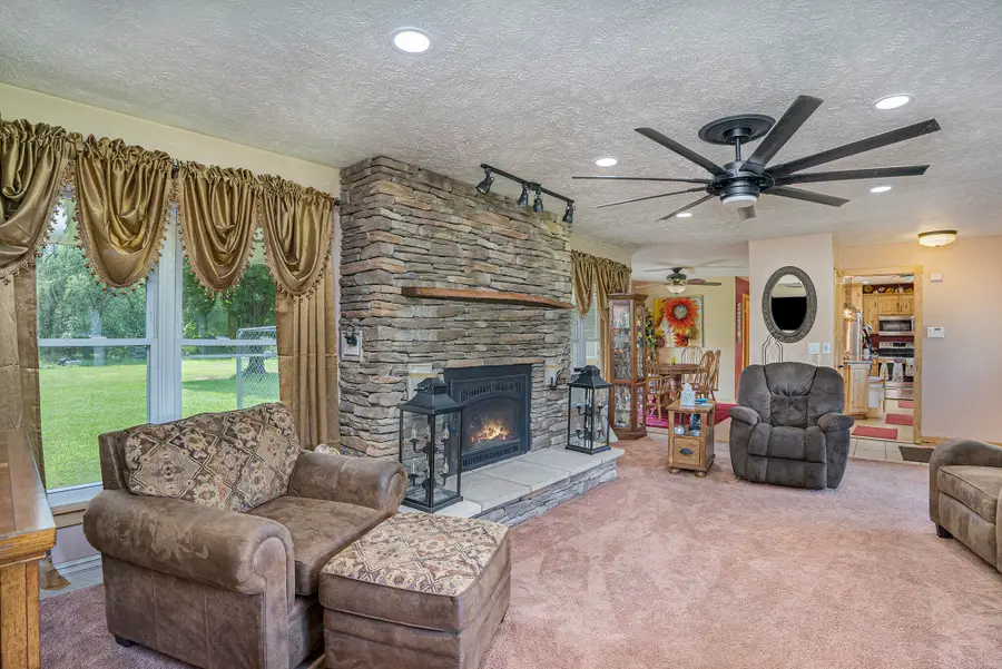 956 29 1/2 Mile Rd, Albion, MI 49224 - Image #2