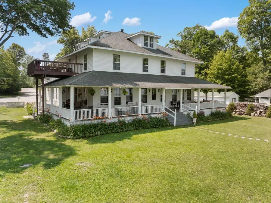 N9450 Manistique Lakes Road, Curtis, MI 49820 - Image #2