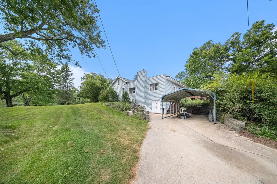 10501 Hadley Road, Gregory, MI 48137 - Image #2