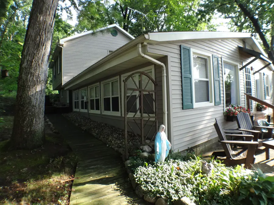 5701 Head Lake Road, Hastings, MI 49058 - Image #3