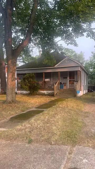 15 E Lincoln Avenue, Muskegon Heights, MI 49444 - Image #1