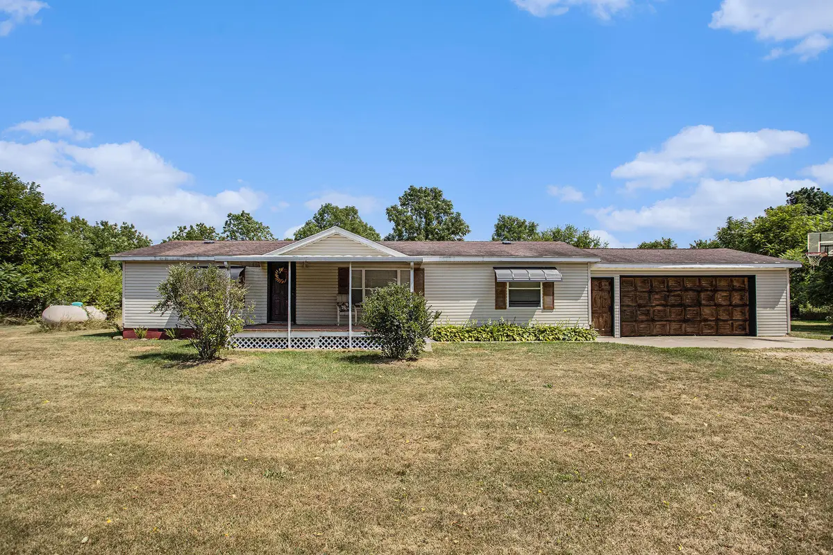 19757 36th Street, Gobles, MI 49055 - Image #1