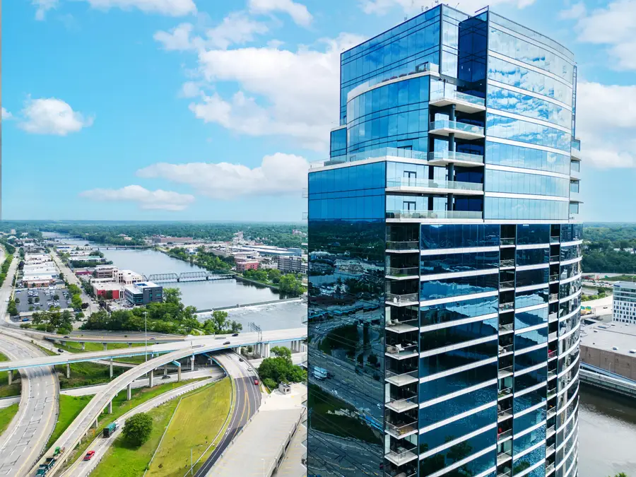 335 Bridge Street Nw #2403, Grand Rapids, MI 49504 - Image #3