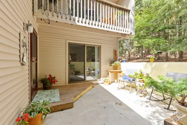 17542 Parkwood #G, Spring Lake, MI 49456