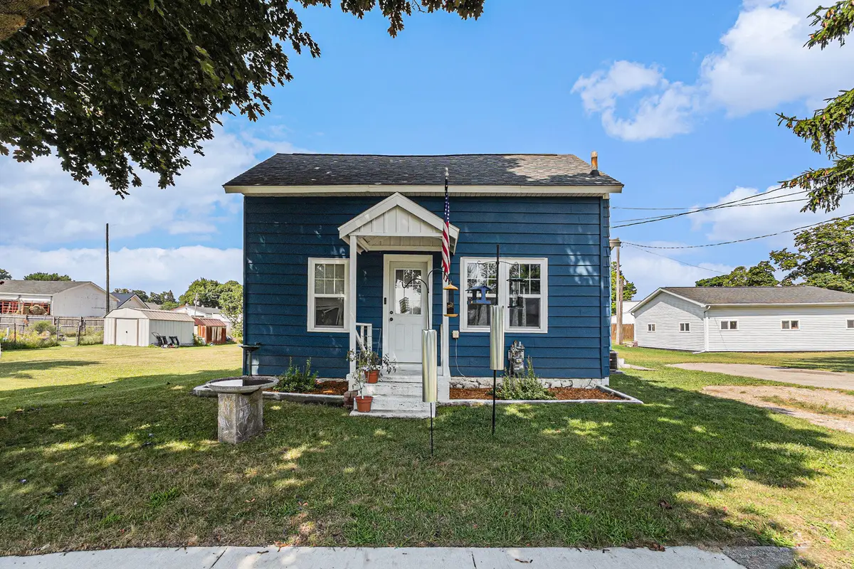 1015 Pearl Street, Lakeview, MI 48850 - Image #1