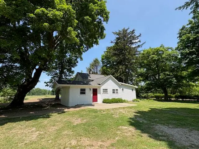 09528 57th Street, Grand Junction, MI 49056 - Image #2