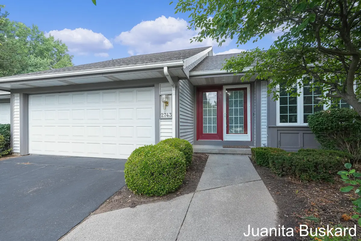 2743 Mulford Drive Se, Grand Rapids, MI 49546 - Image #1