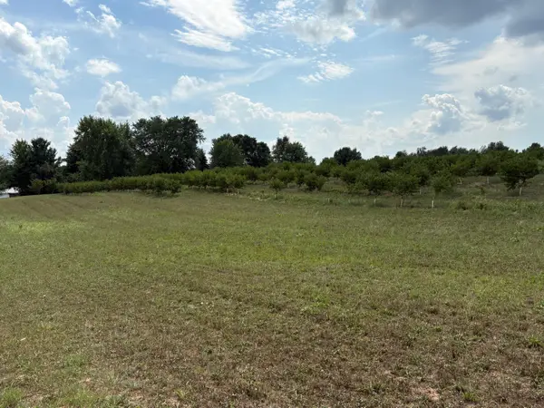 VL S Arent Road, Watervliet, MI 49098