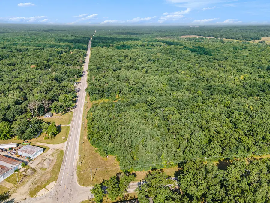 9554 E Us-10, Branch, MI 49402 - Image #3