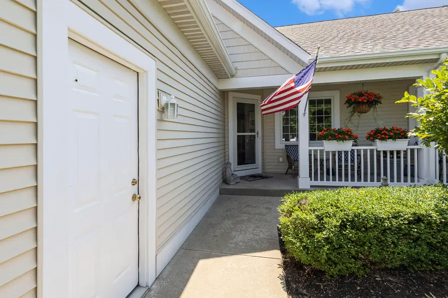 1324 Timber Crossing, Holland, MI 49424 - Image #2