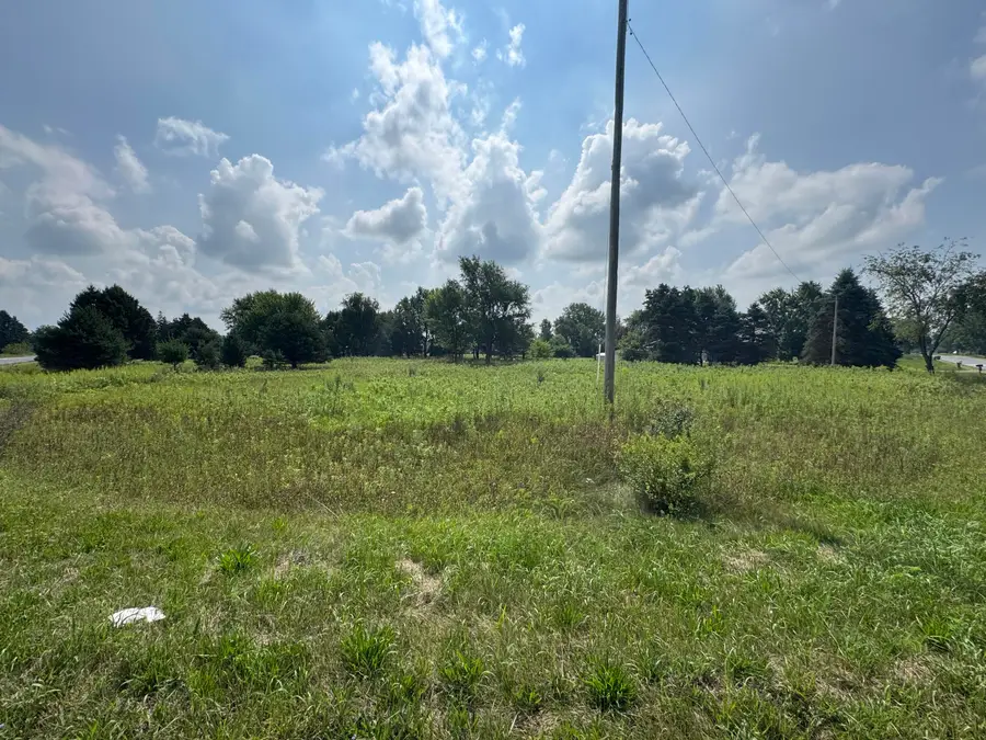 E E Mn Avenue, Comstock, MI 49041 - Image #2