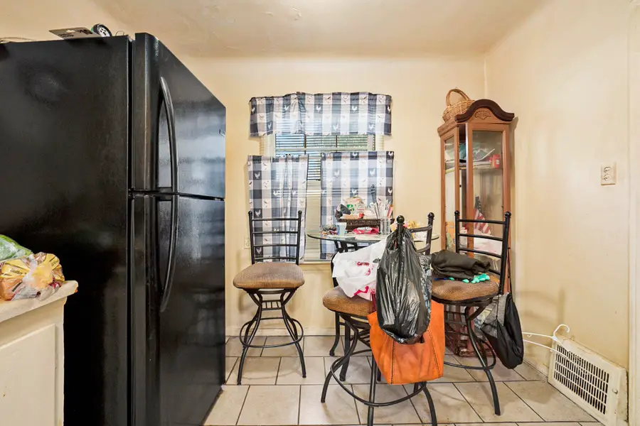 16044 Fairmount Drive, Detroit, MI 48205 - Image #3