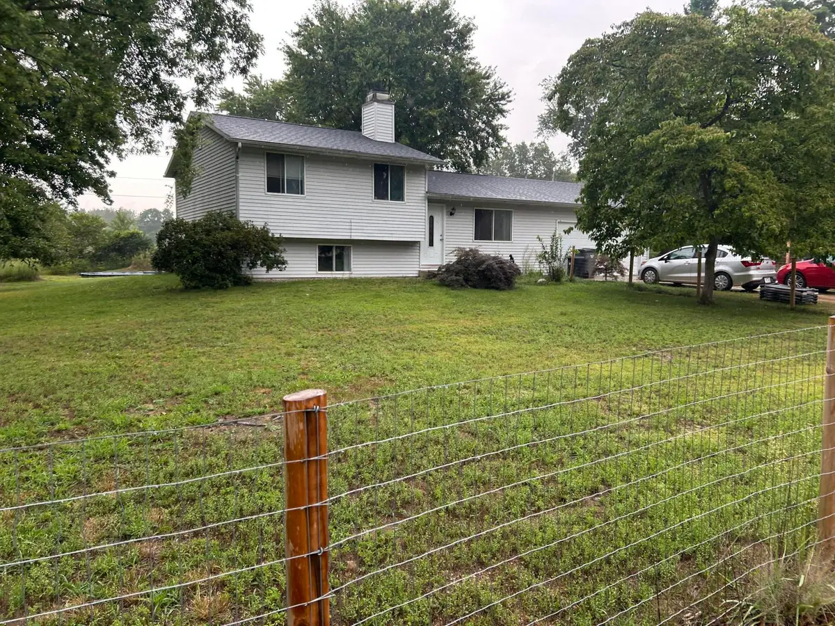 33764 Judy Lane, Niles, MI 49120 - Image #1