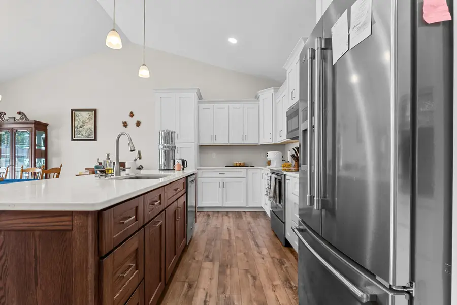 243 Auseon Court, Hillsdale, MI 49242 - Image #3