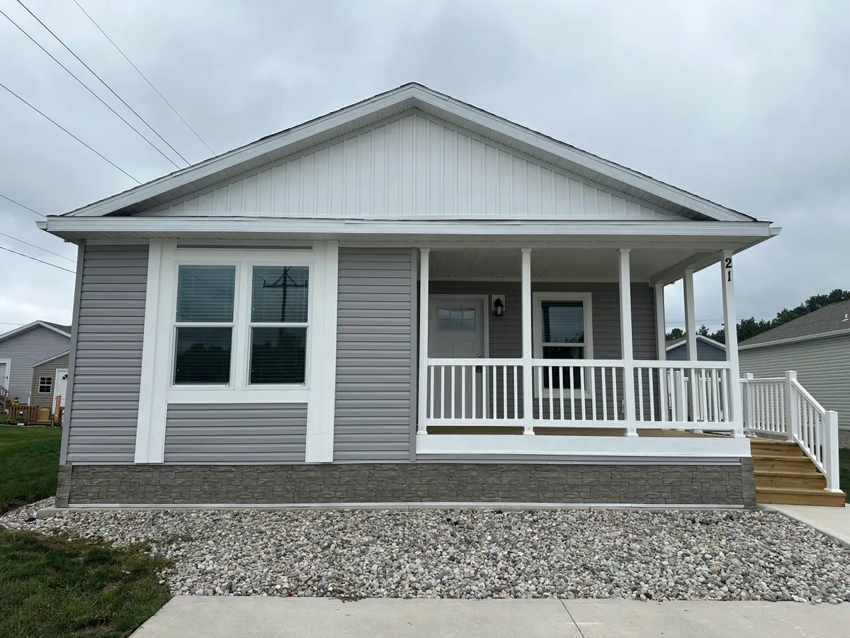 1283 E Ellis Road #21, Norton Shores, MI 49441 - Image #1