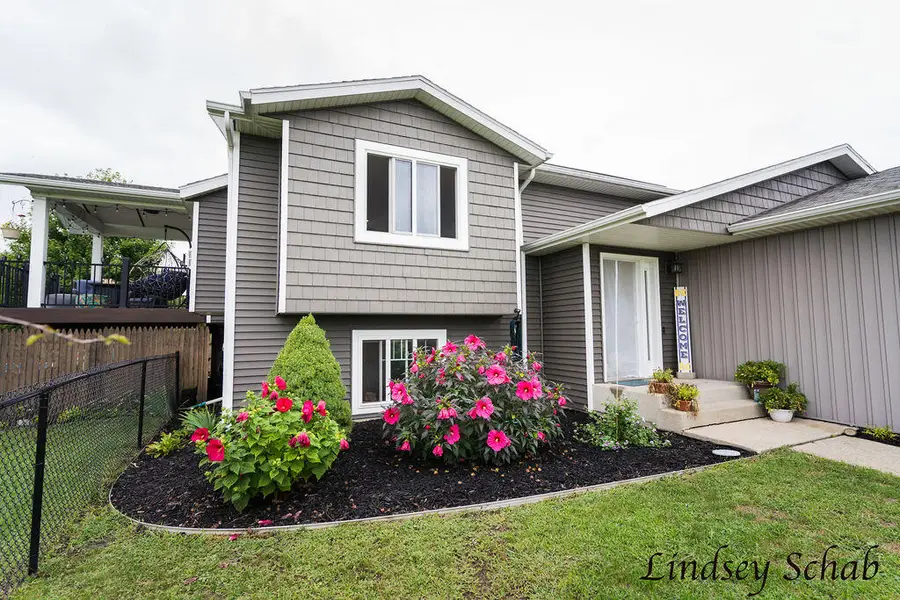 15333 Cedar Springs Avenue Ne, Cedar Springs, MI 49319 - Image #3