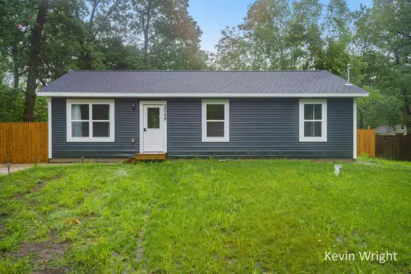 2048 Center Street, Muskegon, MI 49442