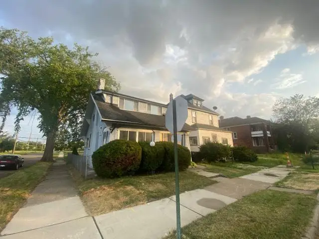5203 Maplewood Avenue, Detroit, MI 48204 - Image #2