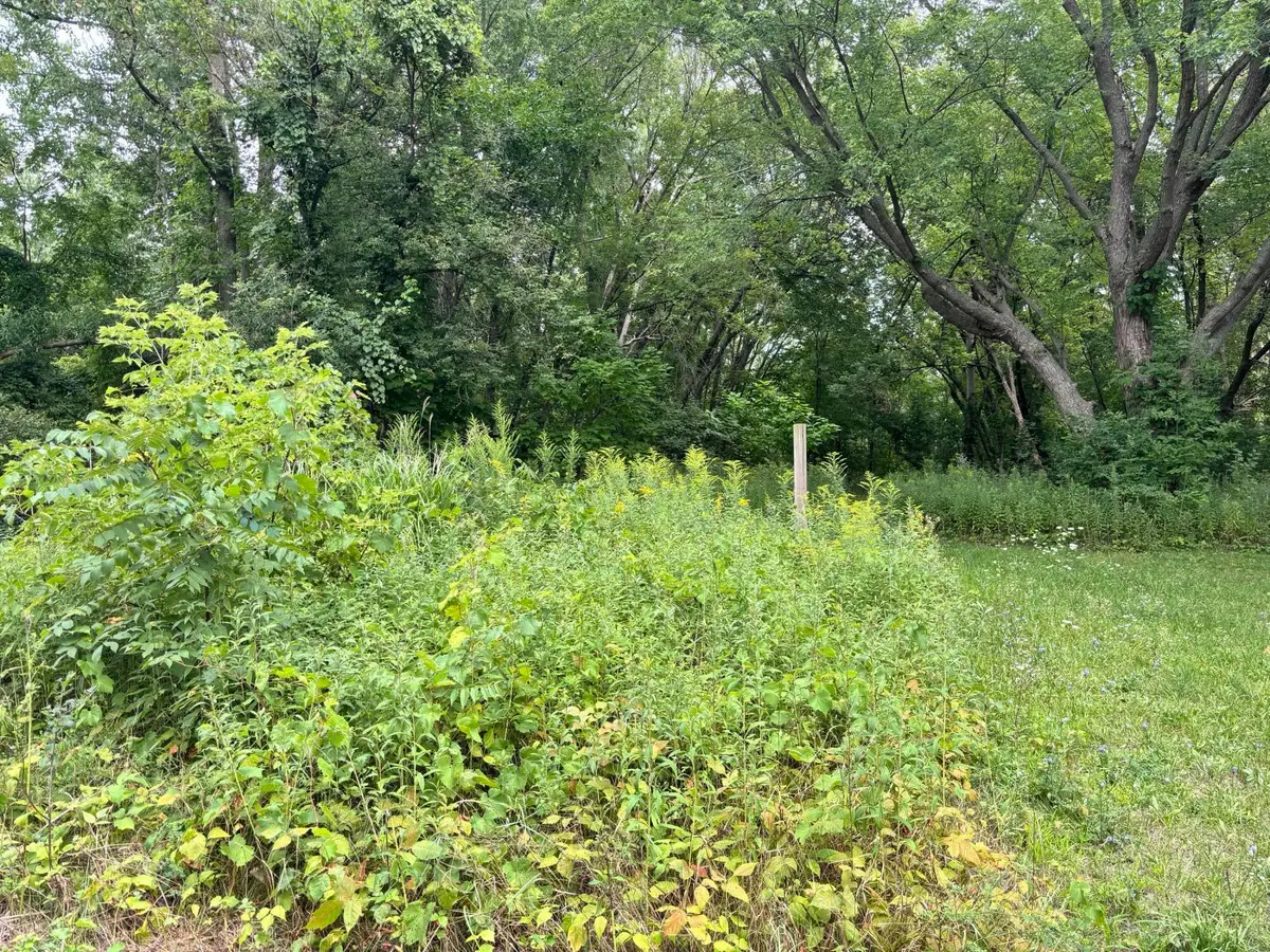 3661 Willow Drive Ne, Grand Rapids, MI 49525 - Image #1