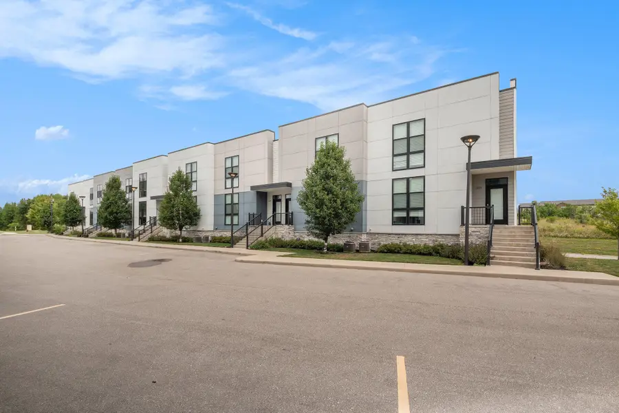 6028 Port View Drive Se, Grand Rapids, MI 49512 - Image #2