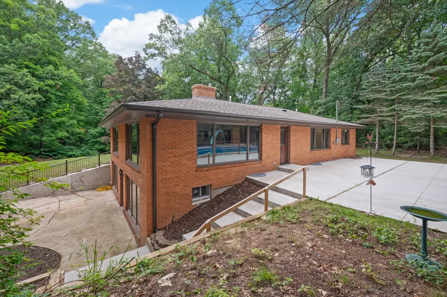 9555 Dunewood Drive, Bridgman, MI 49106 - Image #3