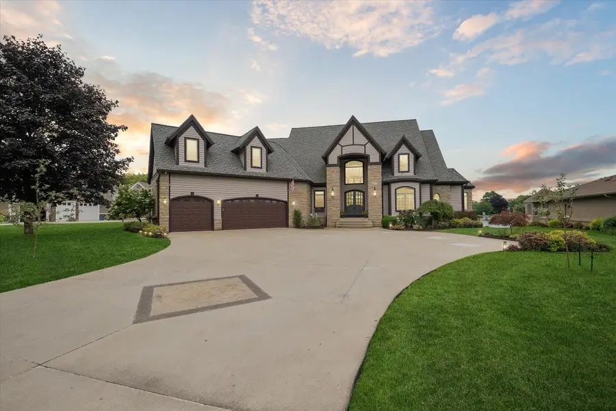4349 Island View Drive, Fenton, MI 48430 - Image #2