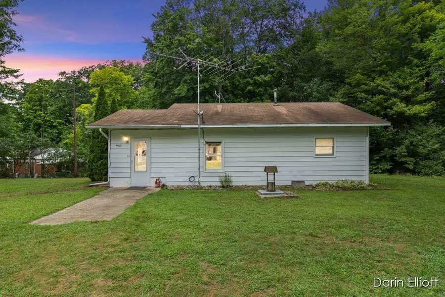 901 Half Moon Lake Drive Sw, Stanton, MI 48888 - Image #3