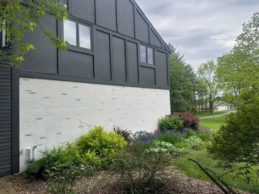 6396 Rs Avenue E, Scotts, MI 49088 - Image #2