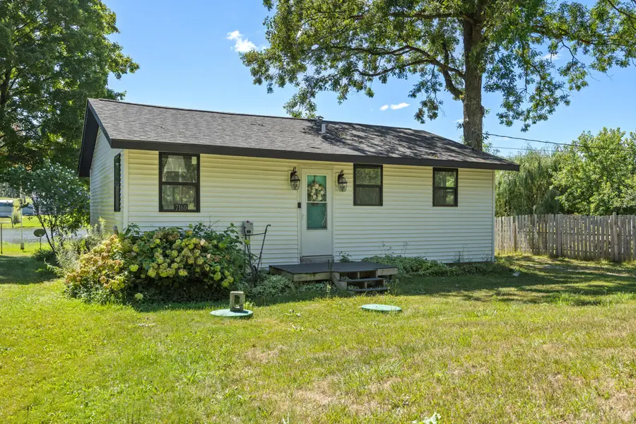 7160 Windoga Lake Drive, Weidman, MI 48893 - Image #2